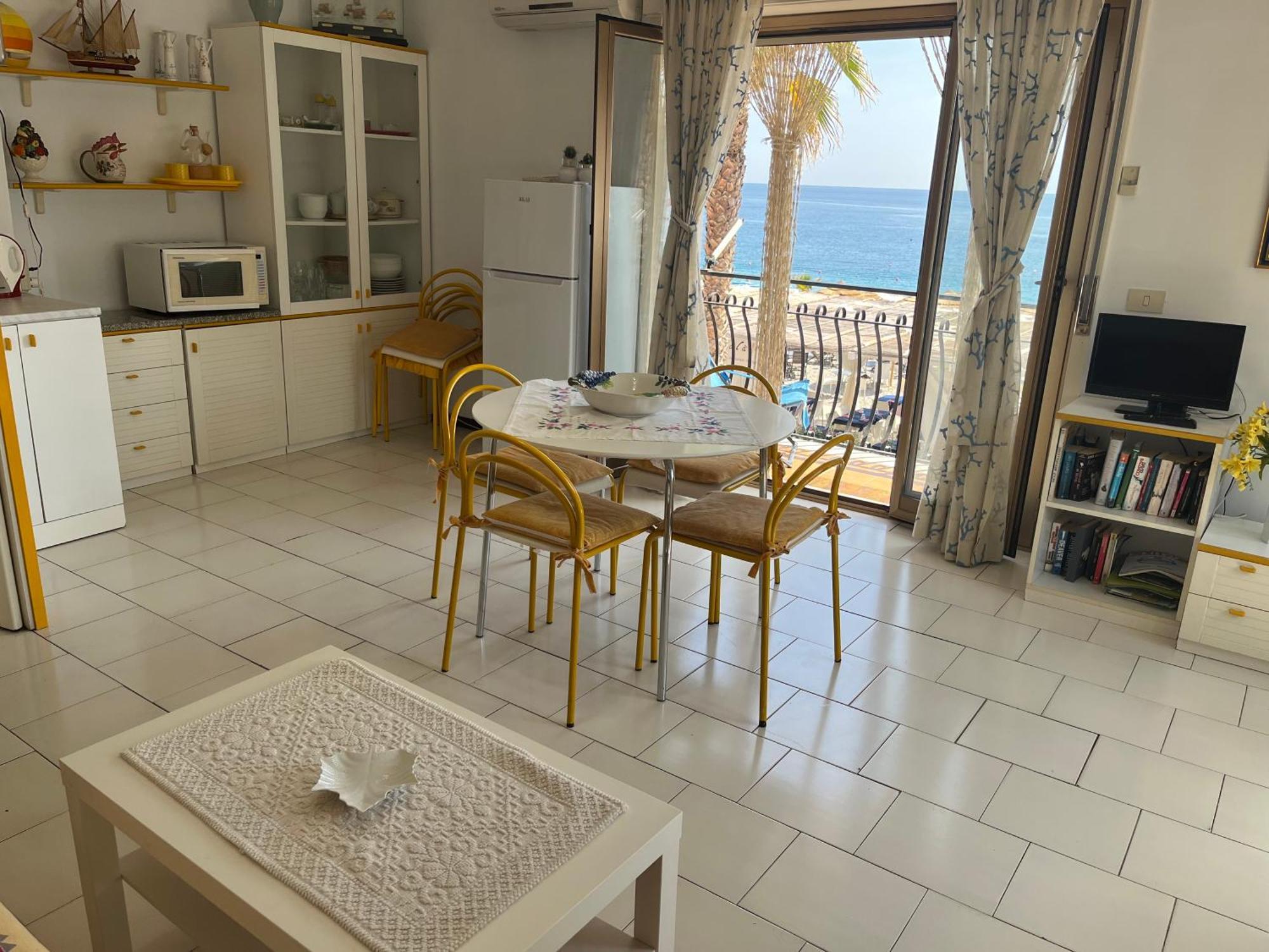 Appartamento Casa del Sole Letojanni Esterno foto