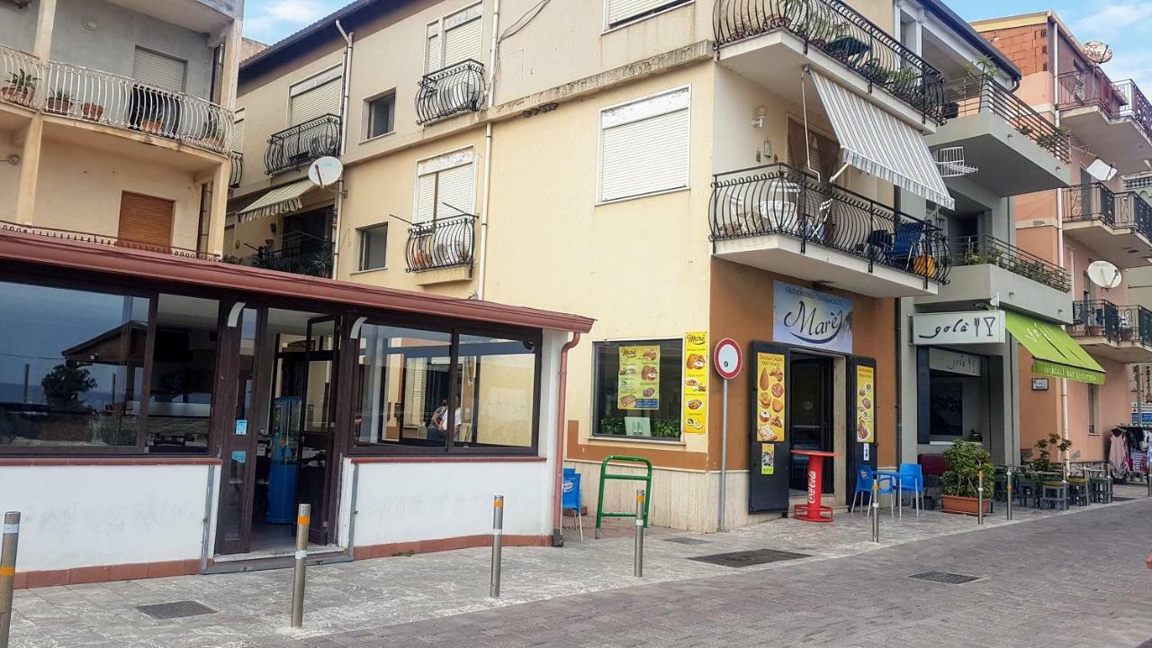 Appartamento Casa del Sole Letojanni Esterno foto